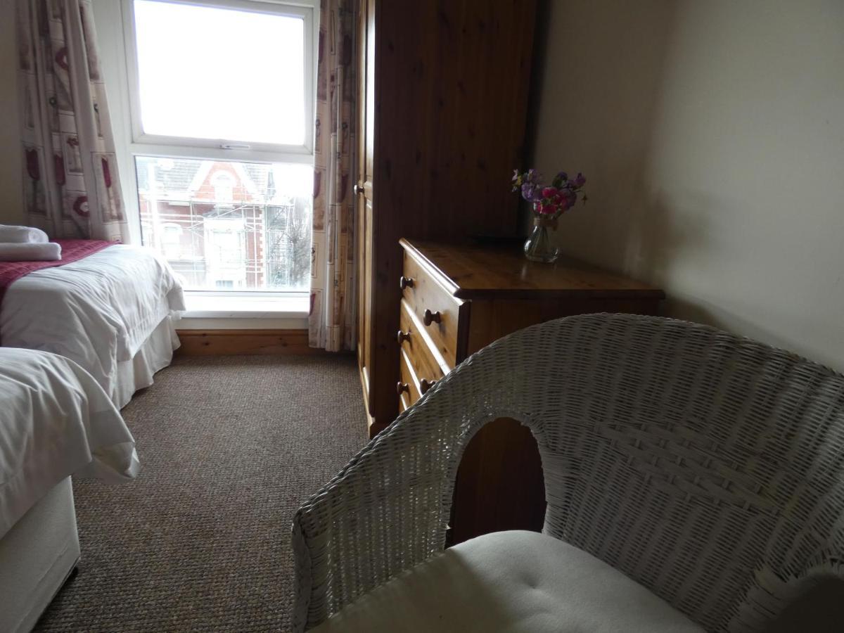 Hurst Dene Swansea