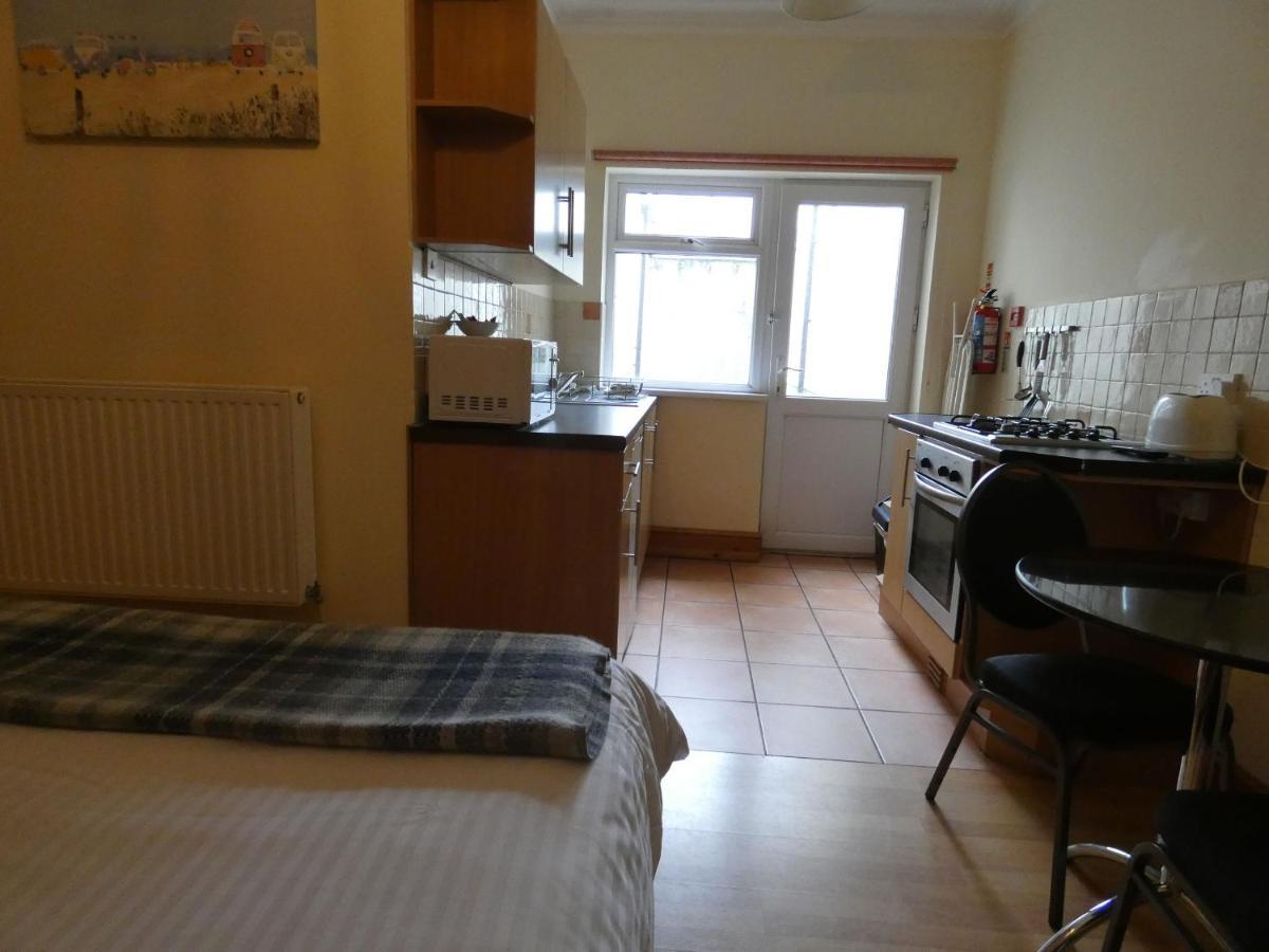 Bed and breakfast Hurst Dene 3*